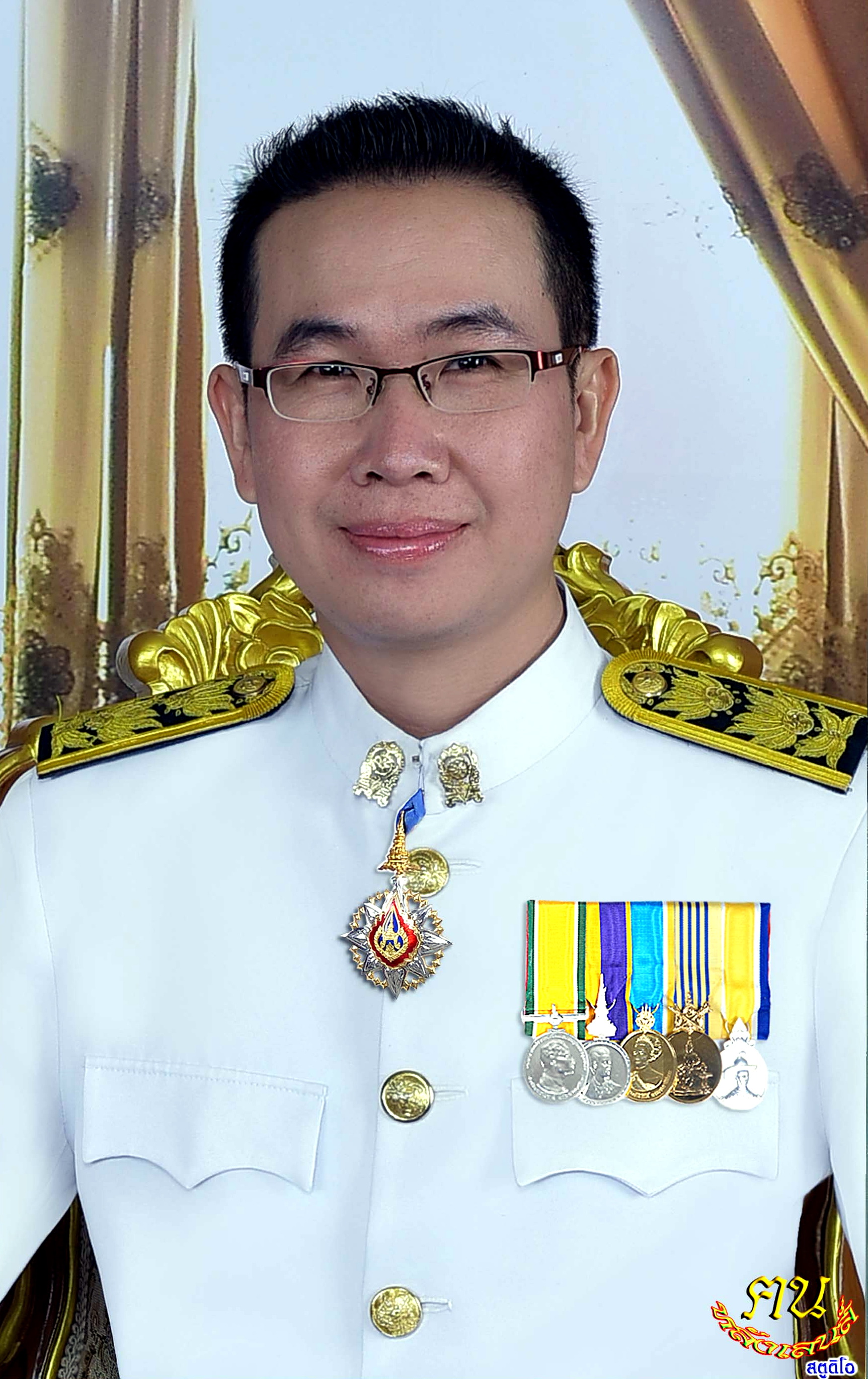 นายสถาพร  วัฒนธรรม