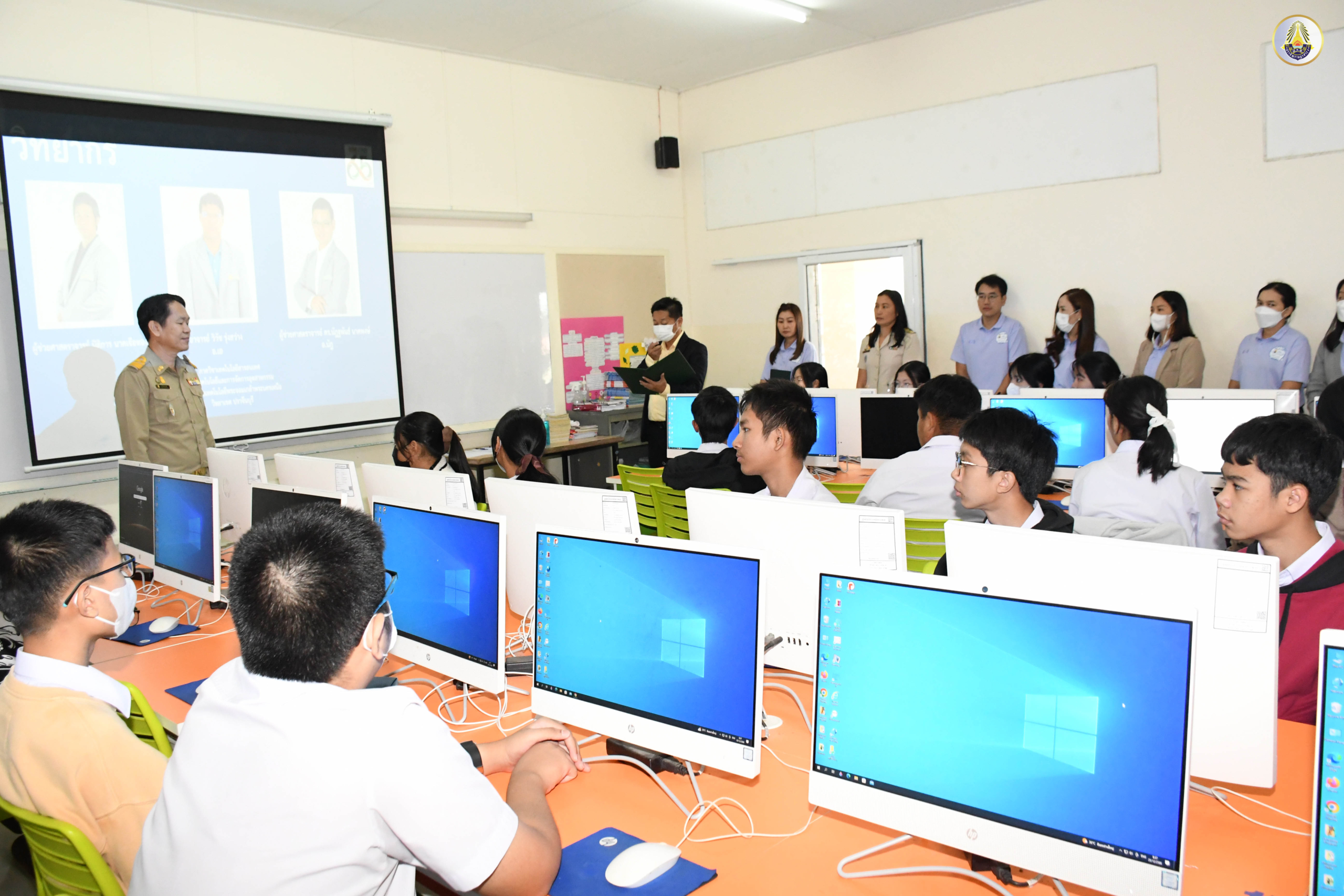 กิจกรรมอบรม การเขียนโปรแกรมไมโครคอนโทรลเลอร์