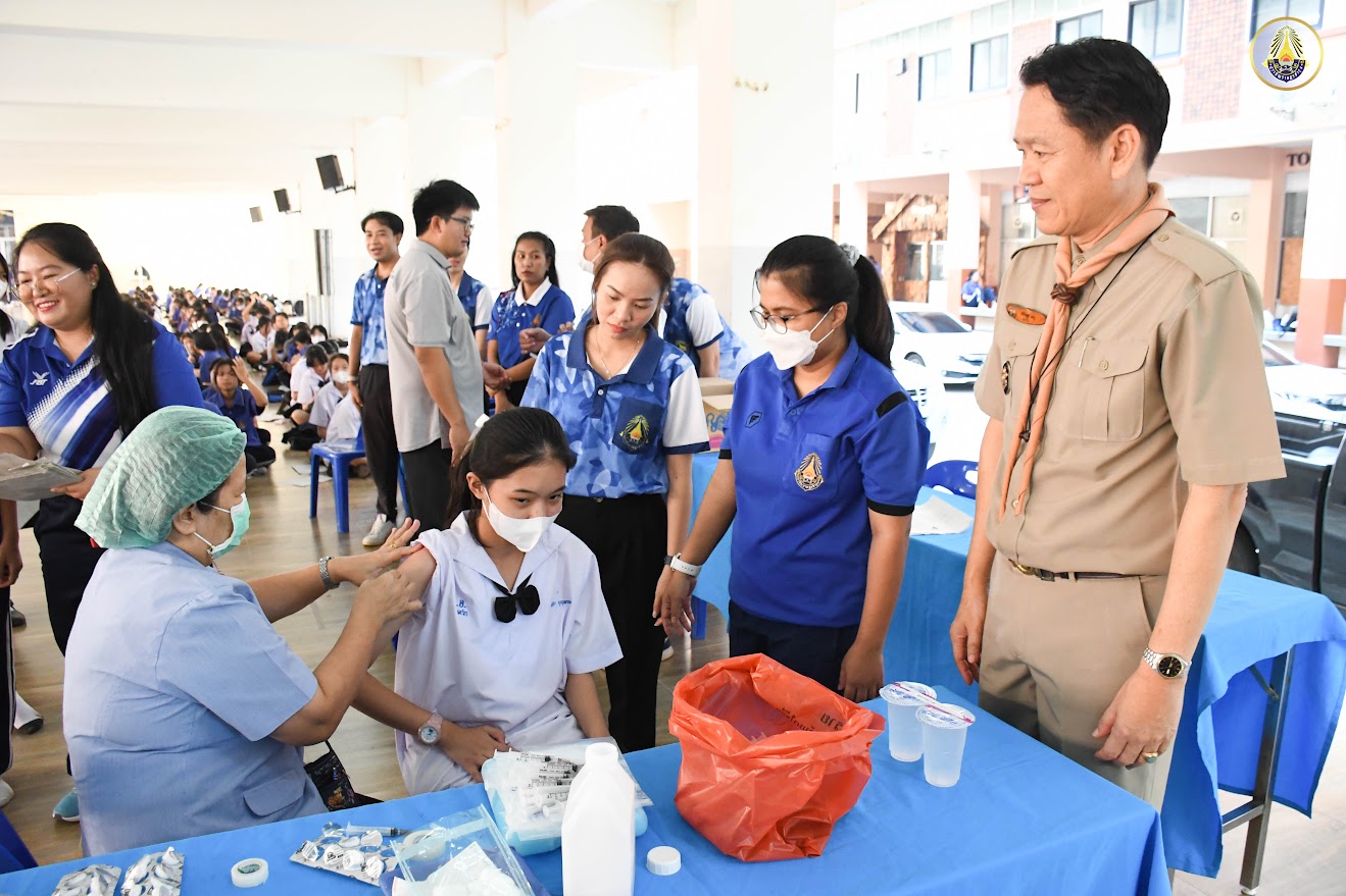 กิจกรรมการฉีดวัคซีน HPV สำหรับนักเรียน