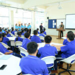 การอบรมอากาศยานบังคับวิทยุ และเครื่องบินพลังยาง